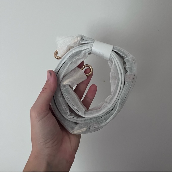 Timeless Michael Kors Tan Leather Purse Cindy Large Dome Acorn Purse Neutral Bag - Picture 9 of 13